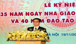 Phó Thủ tướng Vũ Đức Đam chúc mừng giáo viên cả nước nhân ngày 20/11